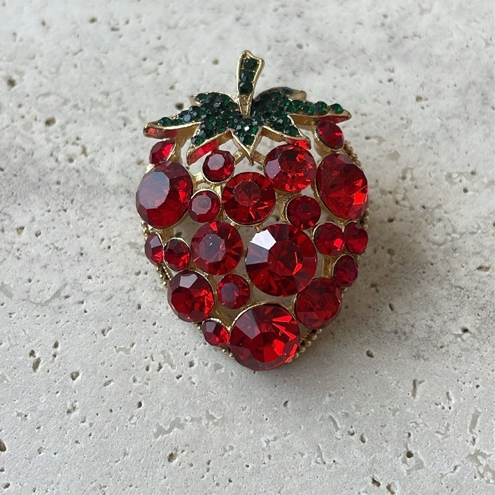 Strawberry pin gold tone